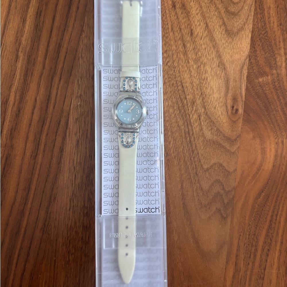 SWATCH Cream Classic Watch